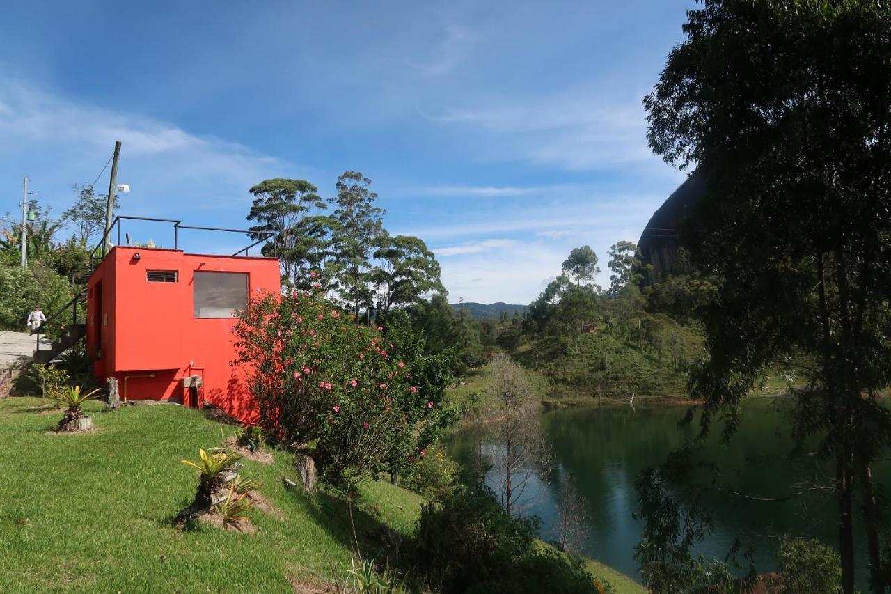 Ecolodge Bahia Del Penon Guatapé Exterior foto